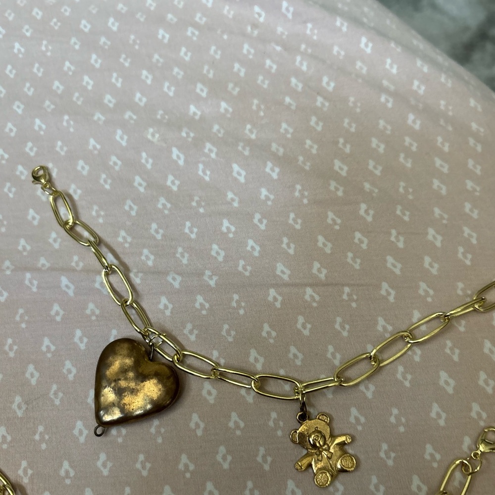 Minimal charm bracelet